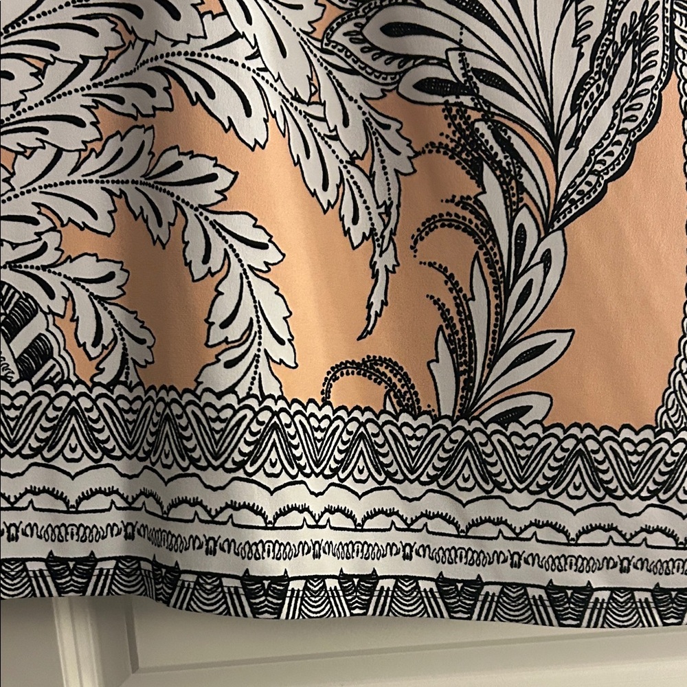 Alfani Sleeveless Patterned Mini Dress in Black and salmon pink - Picture 2 of 6